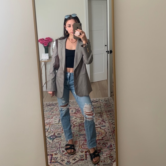 Meet your Posher, Lily - Picture 3 of 3